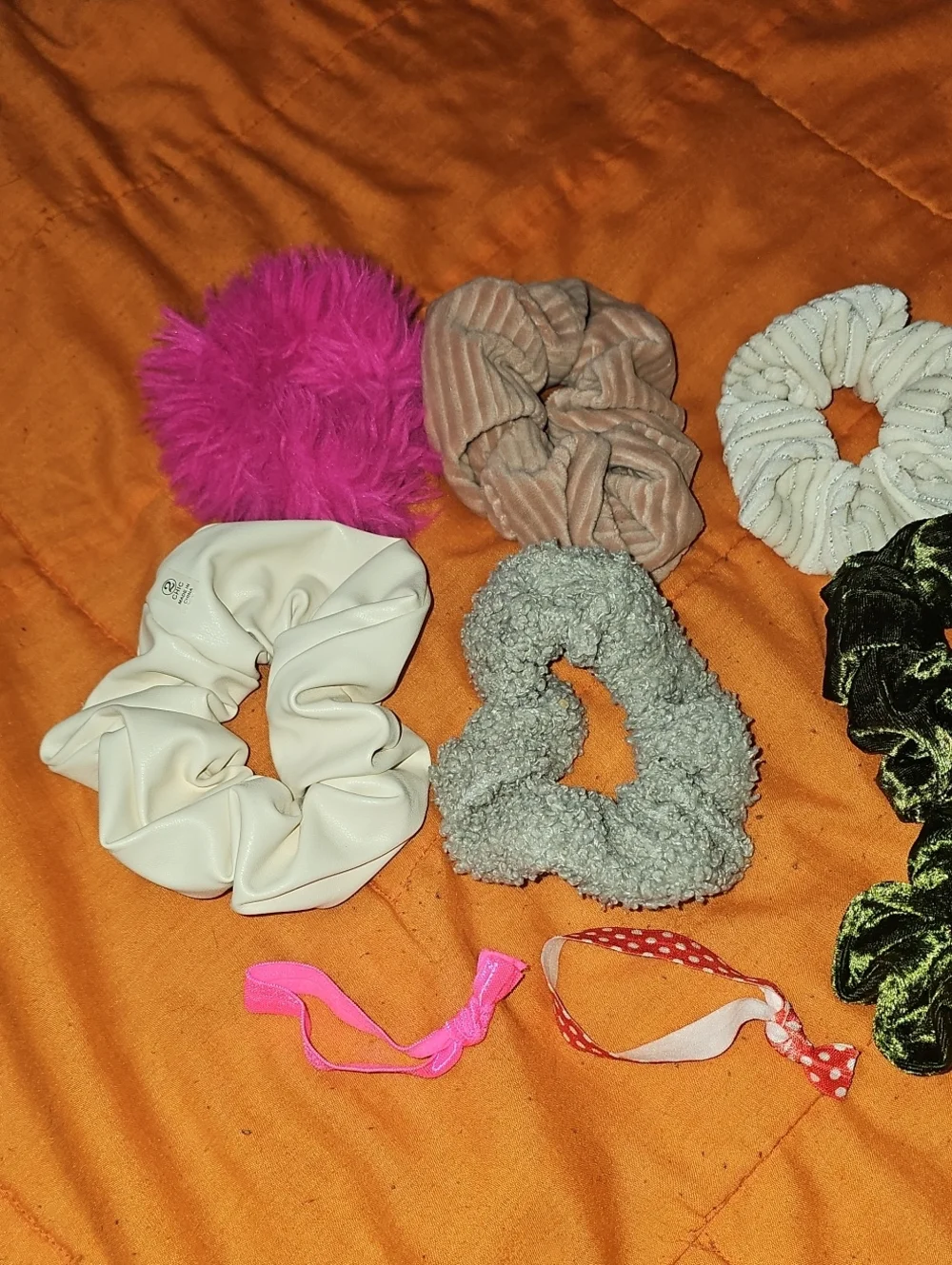 Large Scrunchie LOT!! All Great Condition!!